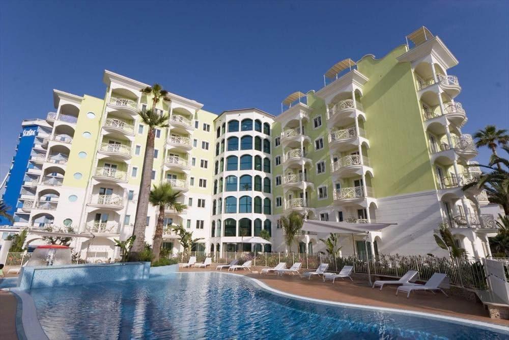 Smeraldo Suites & Spa San Benedetto del Tronto Esterno foto