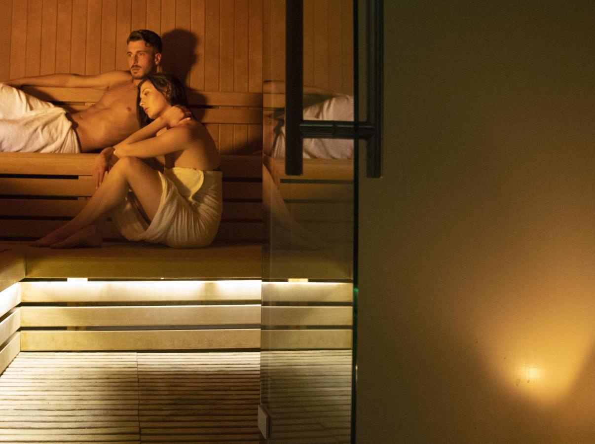 Smeraldo Suites & Spa San Benedetto del Tronto Esterno foto