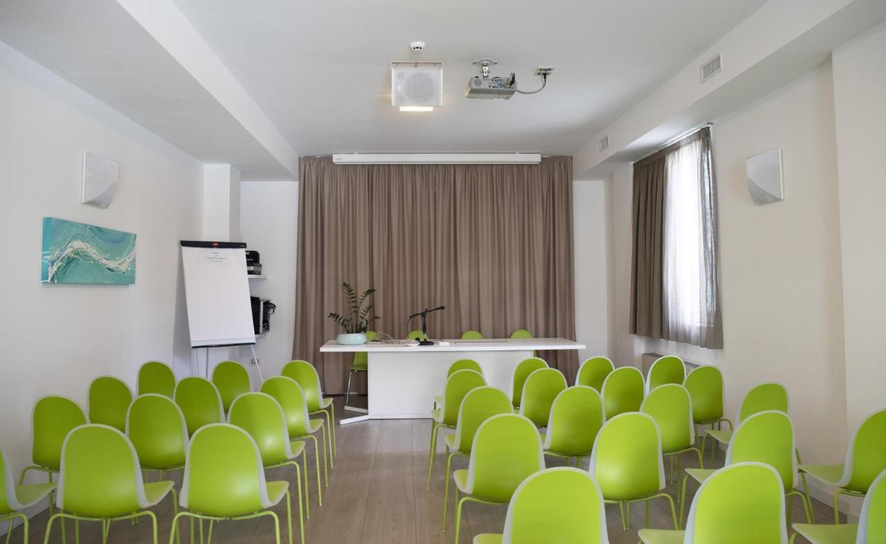 Smeraldo Suites & Spa San Benedetto del Tronto Esterno foto