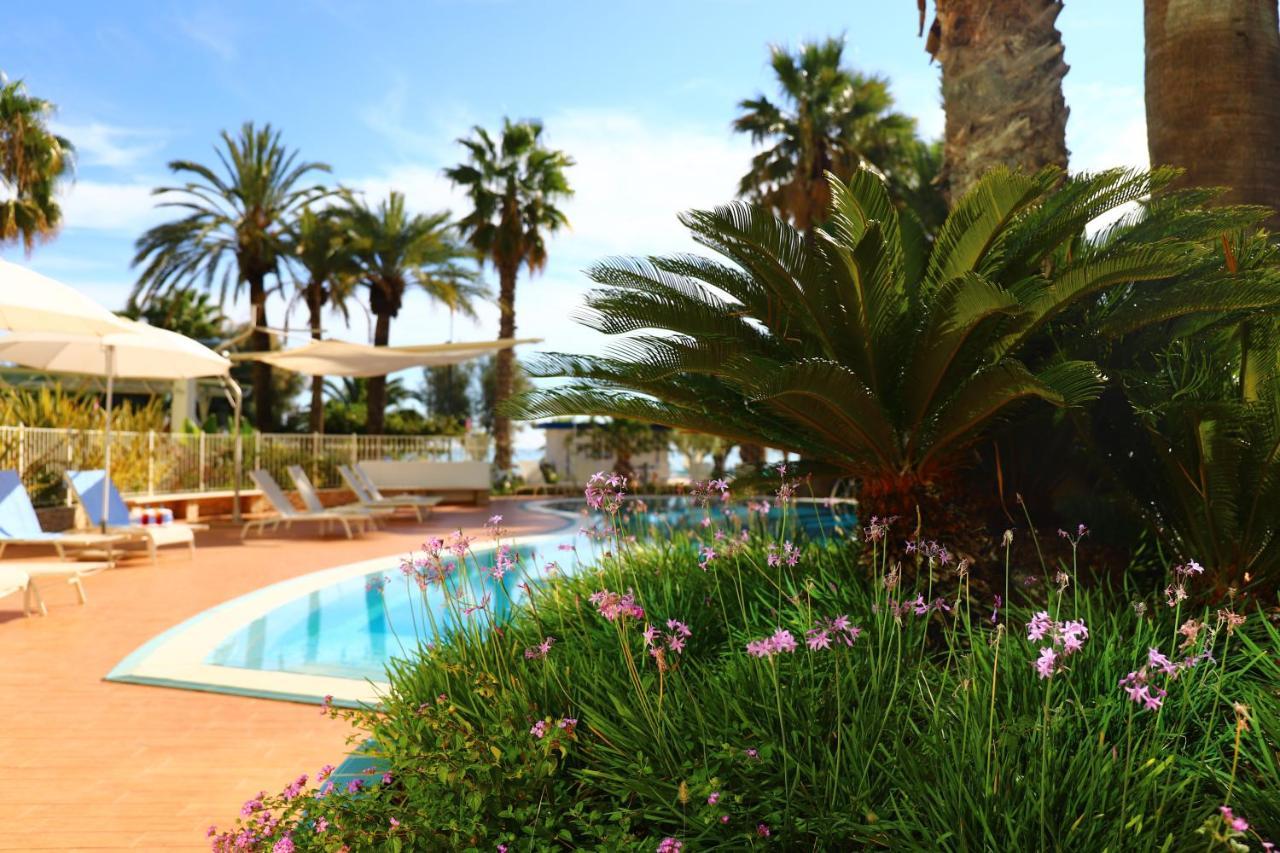 Smeraldo Suites & Spa San Benedetto del Tronto Esterno foto