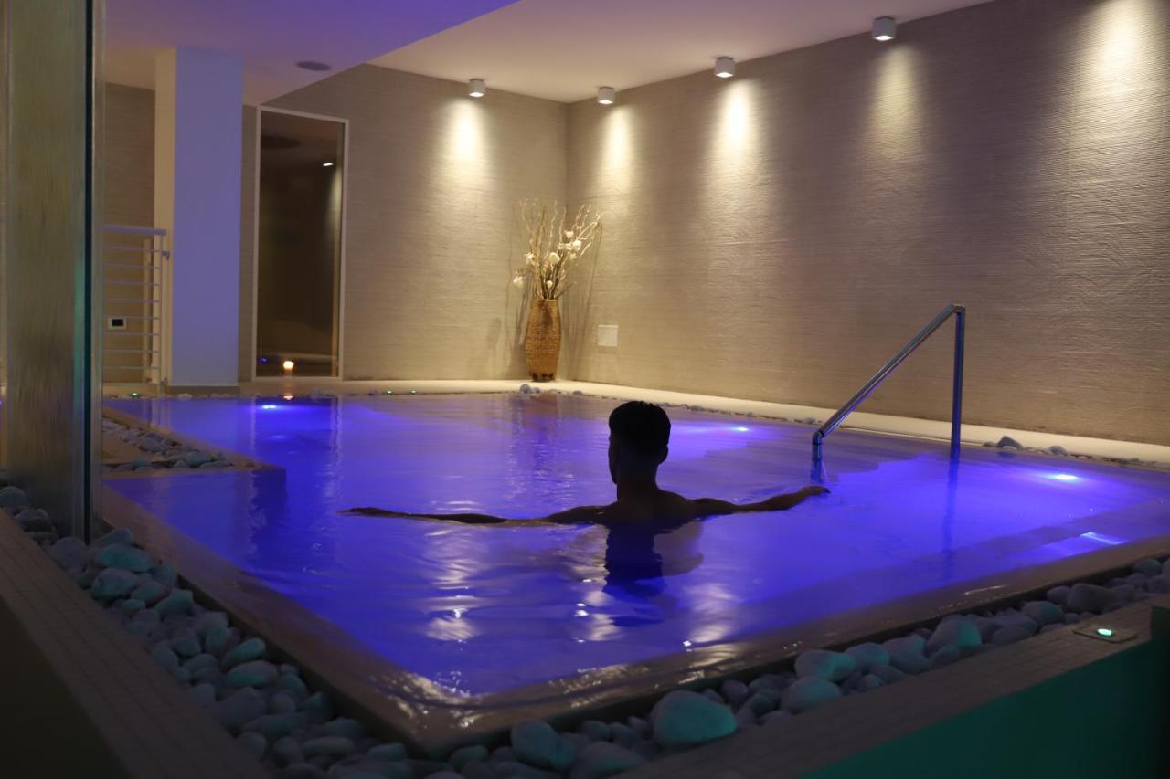 Smeraldo Suites & Spa San Benedetto del Tronto Esterno foto