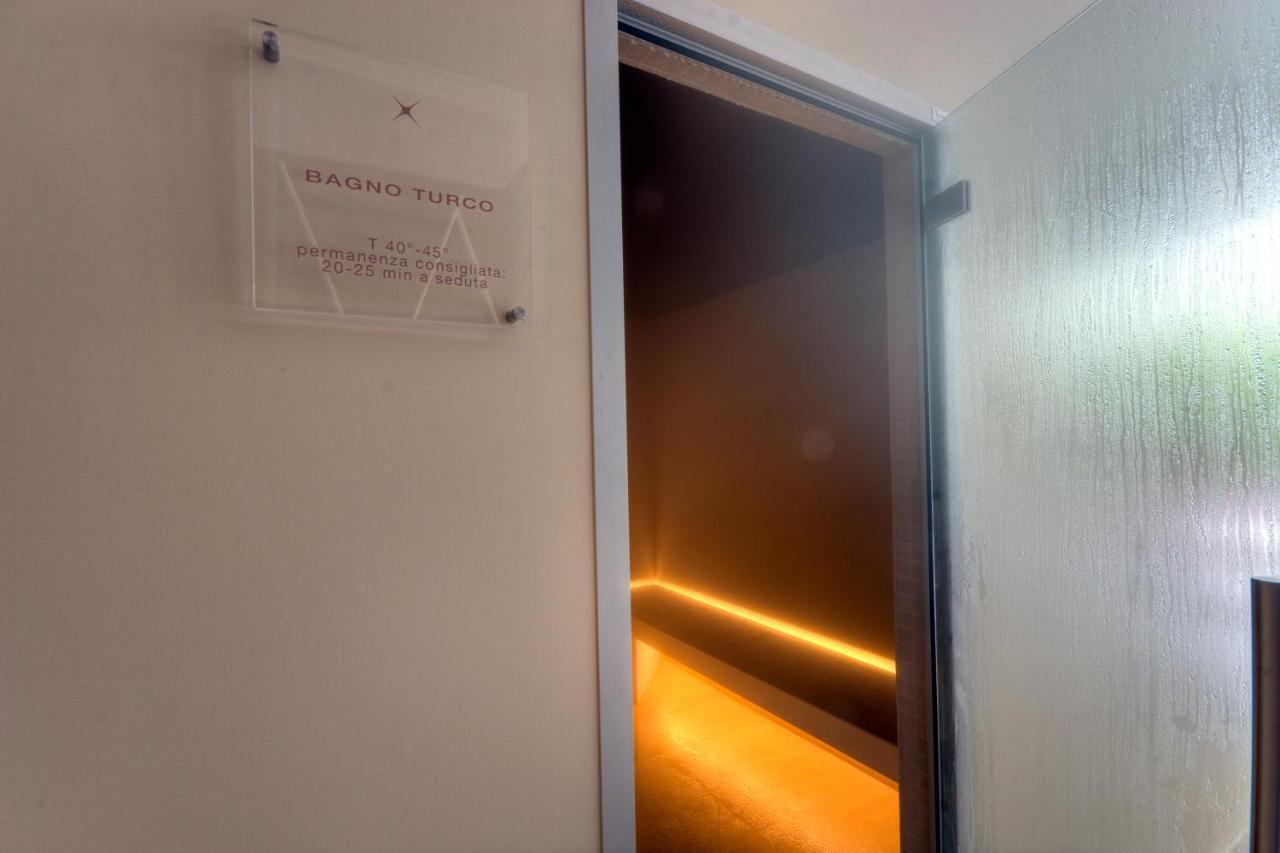 Smeraldo Suites & Spa San Benedetto del Tronto Esterno foto