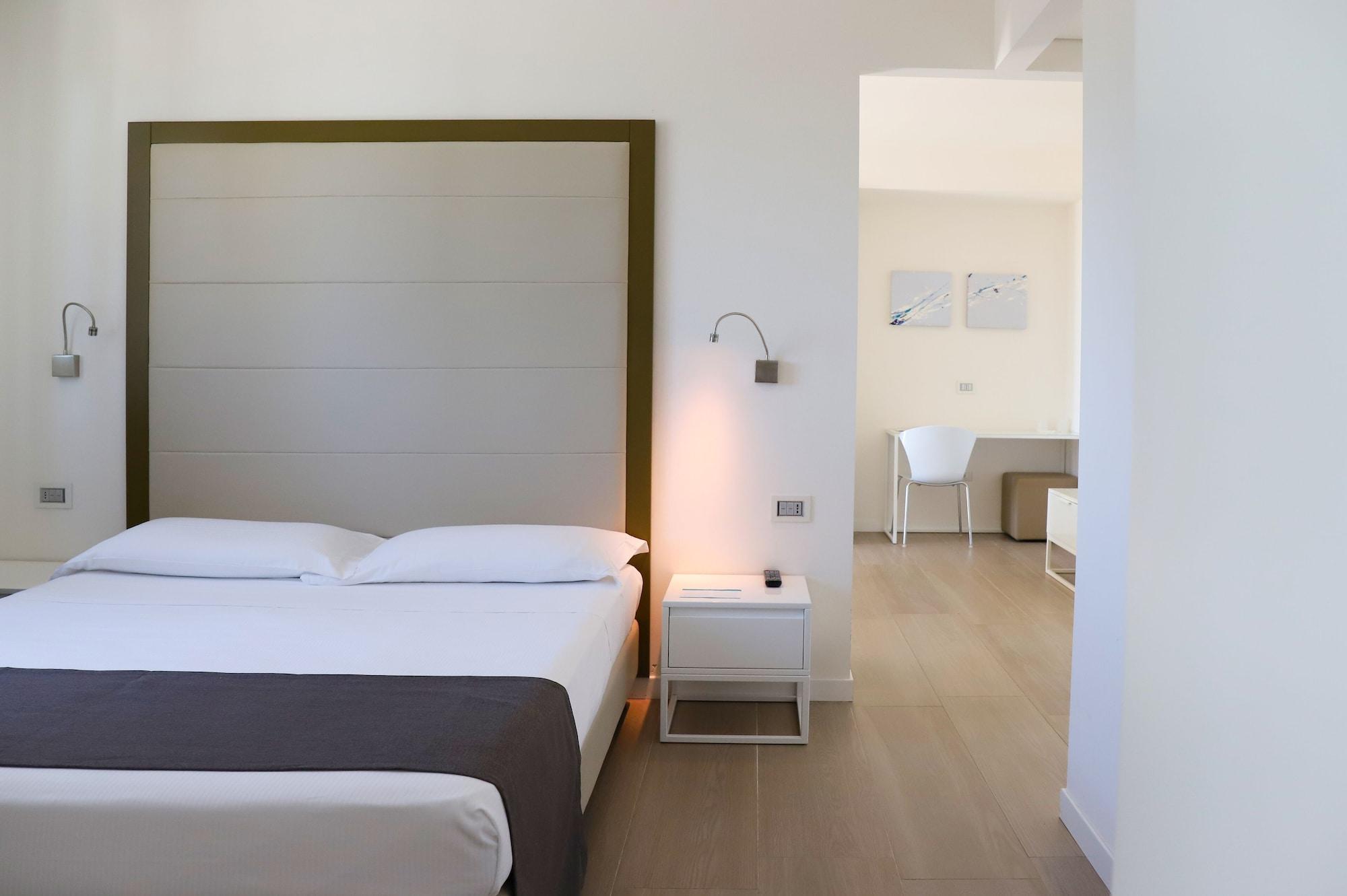 Smeraldo Suites & Spa San Benedetto del Tronto Esterno foto