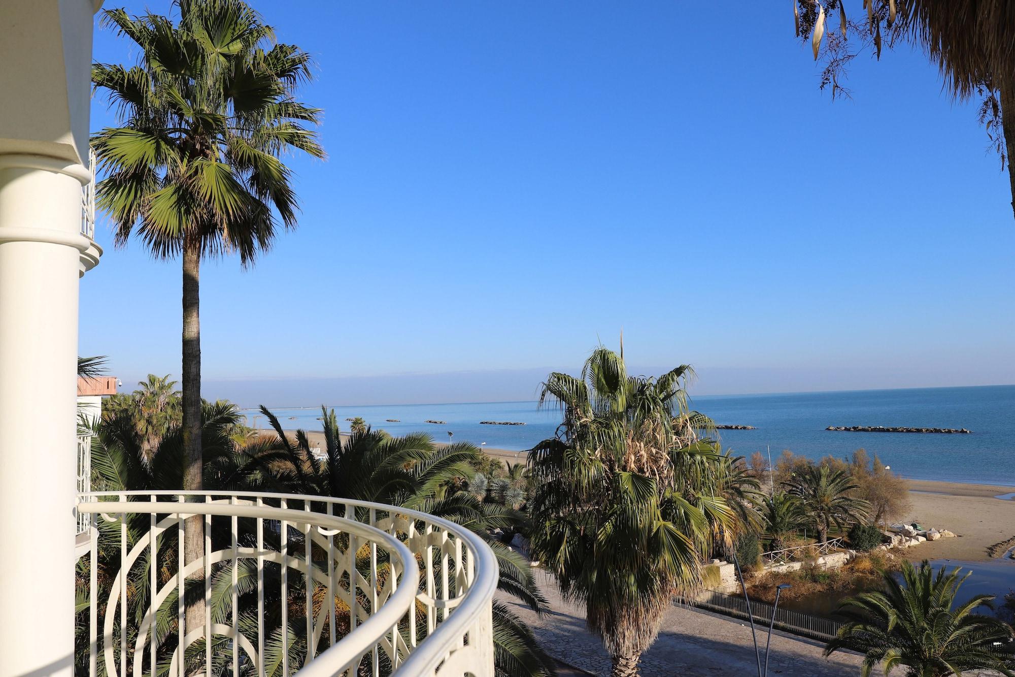 Smeraldo Suites & Spa San Benedetto del Tronto Esterno foto
